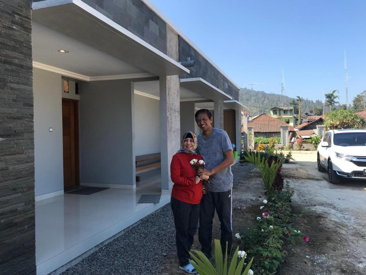 De Villa Cetho Karanganyar  Buitenkant foto