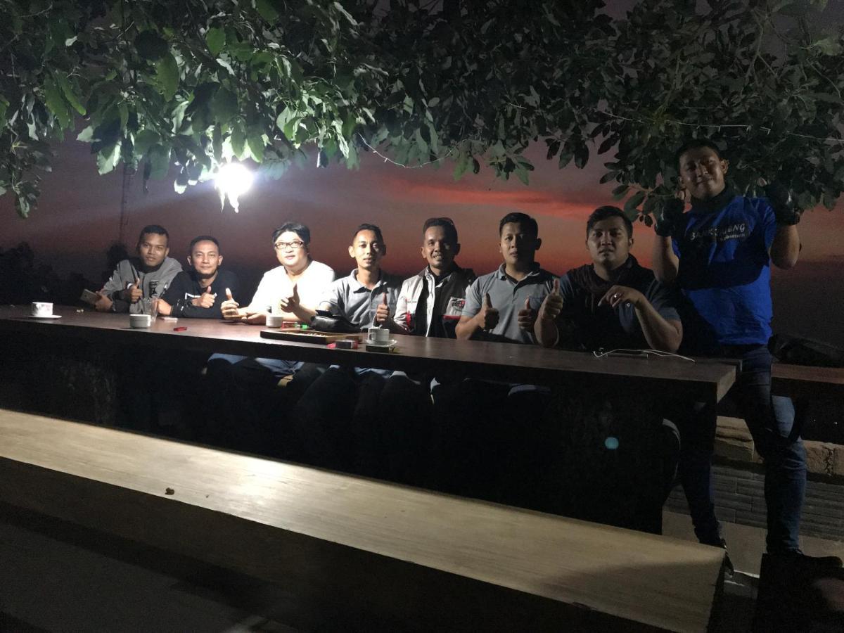 De Villa Cetho Karanganyar  Buitenkant foto