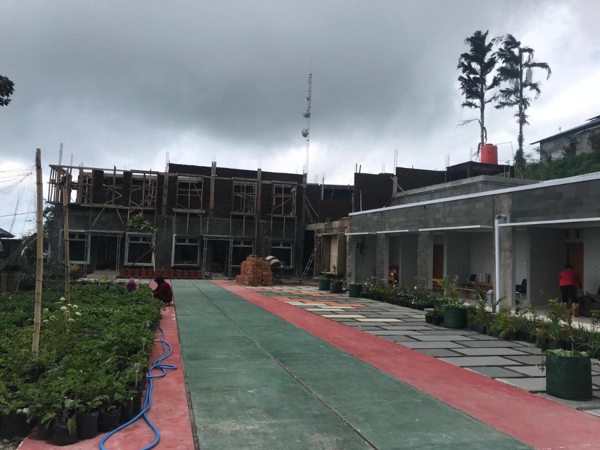 De Villa Cetho Karanganyar  Buitenkant foto