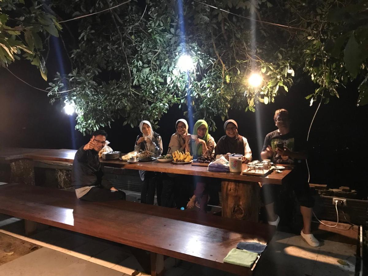 De Villa Cetho Karanganyar  Buitenkant foto