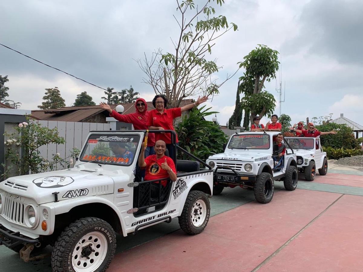 De Villa Cetho Karanganyar  Buitenkant foto