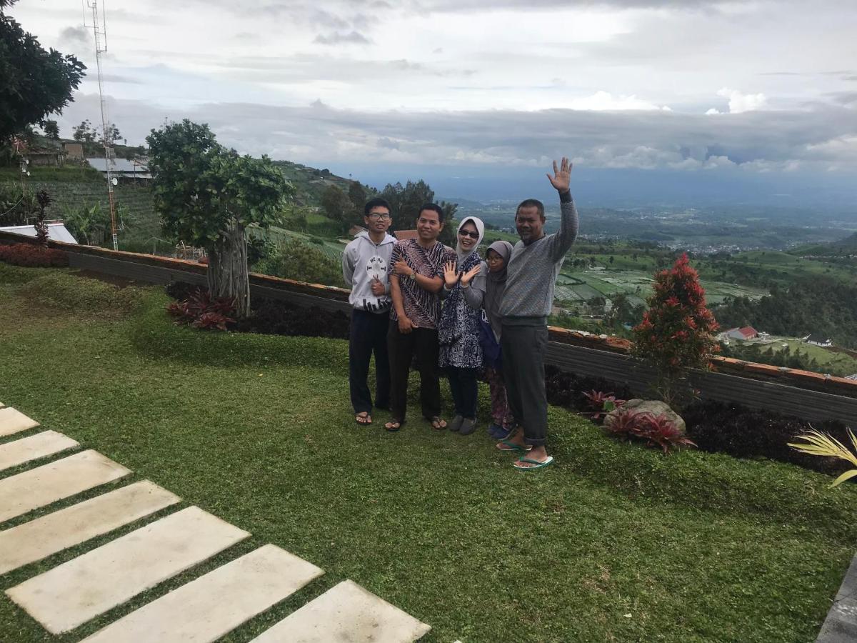 De Villa Cetho Karanganyar  Buitenkant foto