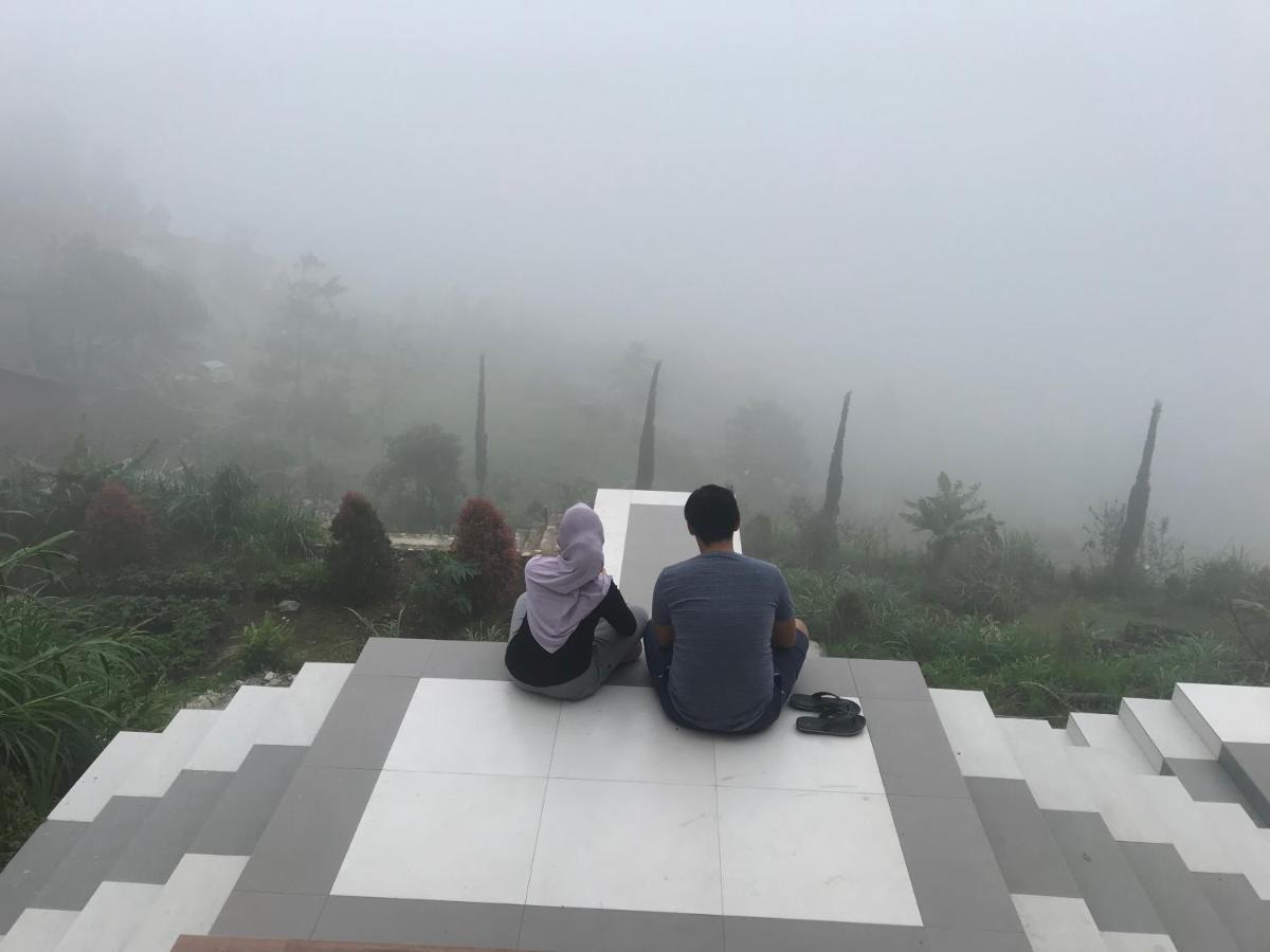 De Villa Cetho Karanganyar  Buitenkant foto